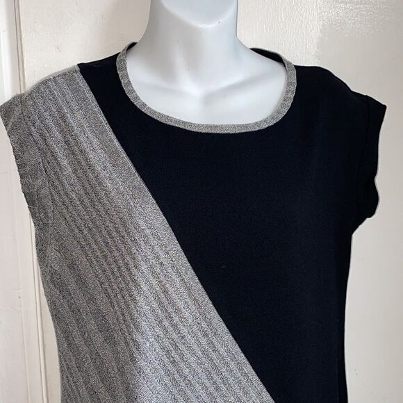 BAR III Asymmetrical Color Block Cap Sleeve Top-S - Picture 3 of 7